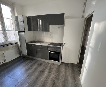 Location Appartement 3 pièces Valenciennes (59300) - 1er étage